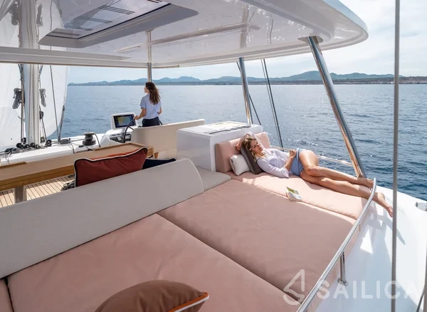 Lagoon 55 - Photo #7 Lagoon 55 - Yacht Charter Sailica