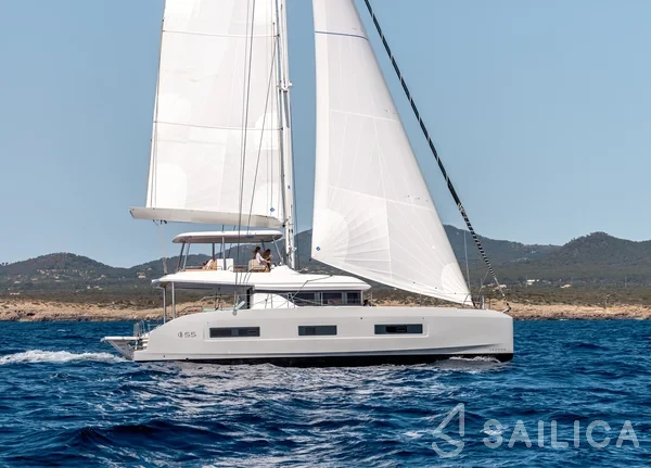 Lagoon 55 - Photo #4 Lagoon 55 - Yacht Charter Sailica