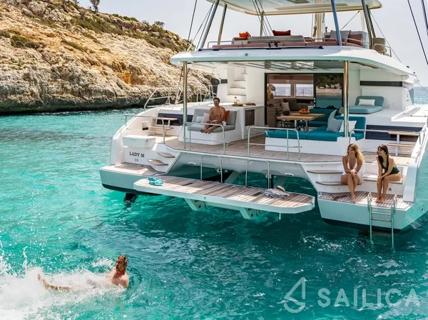 Lagoon 55 - Photo #8 Lagoon 55 - Yacht Charter Sailica