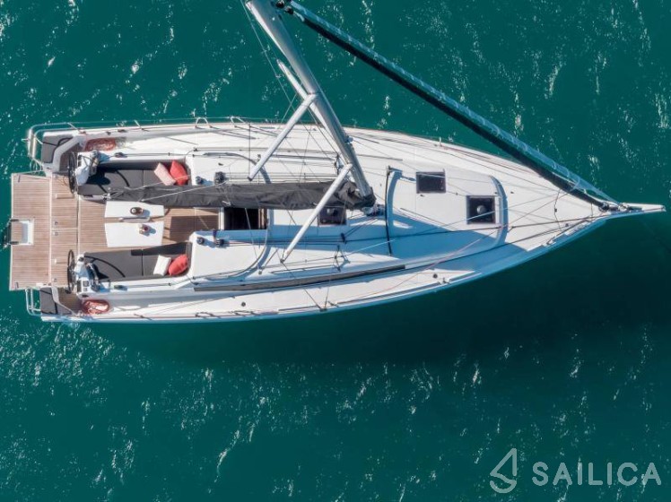 Sun Odyssey 380 - Yacht Charter Sailica
