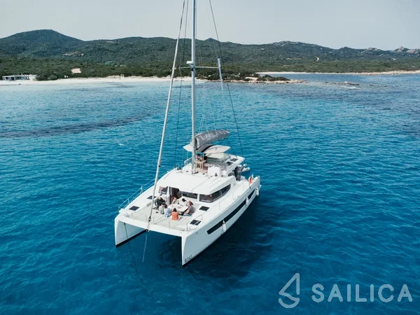 Bali 4.6 - Yacht Charter Sailica