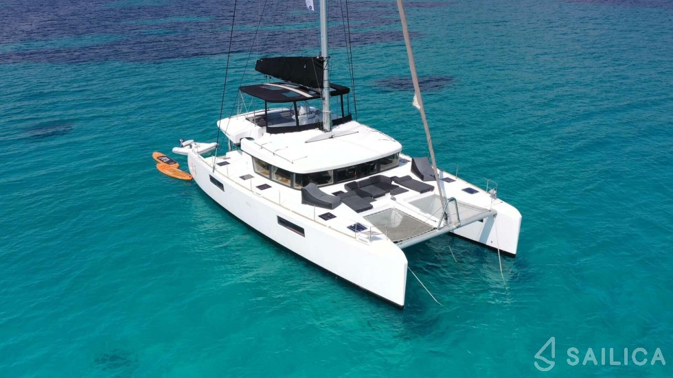 Lagoon 52 - Yacht Charter Sailica