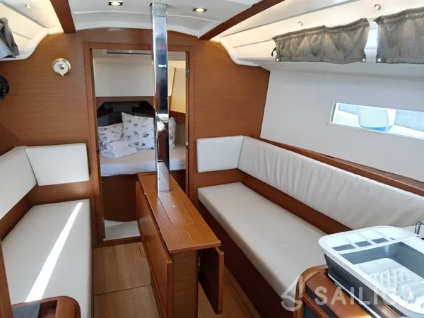 Sun Odyssey 349 - Yacht Charter Sailica