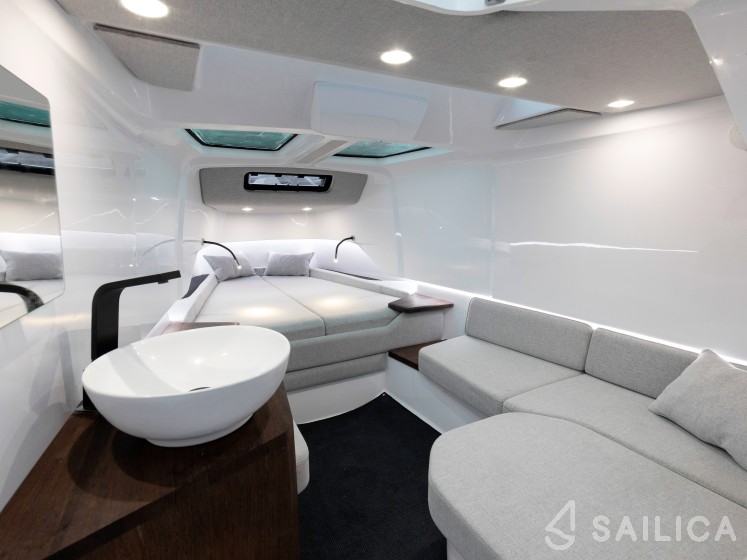 Axopar 37  Sun Top - Yacht Charter Sailica