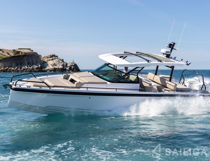 Axopar 37  Sun Top - Yacht Charter Sailica