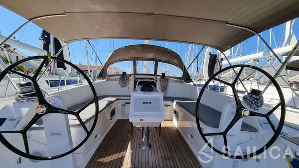 Bavaria 46 Cruiser - Yacht Charter Sailica