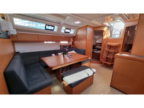 Bavaria 46 Cruiser - Yacht Charter Sailica