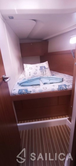 Hanse 445 - Yacht Charter Sailica