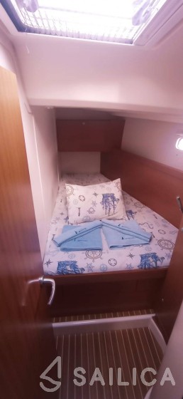 Hanse 445 - Yacht Charter Sailica