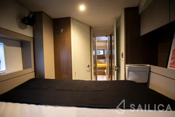 Bali 4.4 - Yacht Charter Sailica