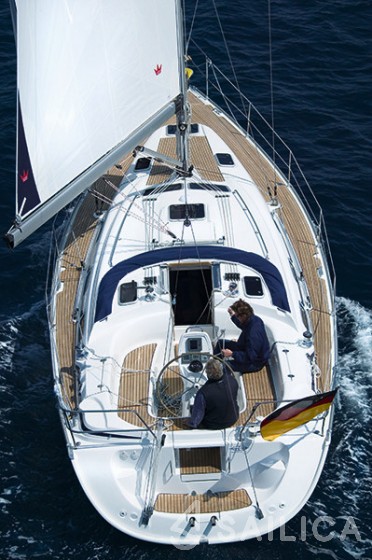 Bavaria 39 Cruiser - Yacht Charter Sailica