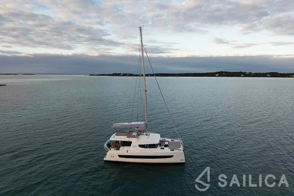 Bali 4.4 - Yacht Charter Sailica