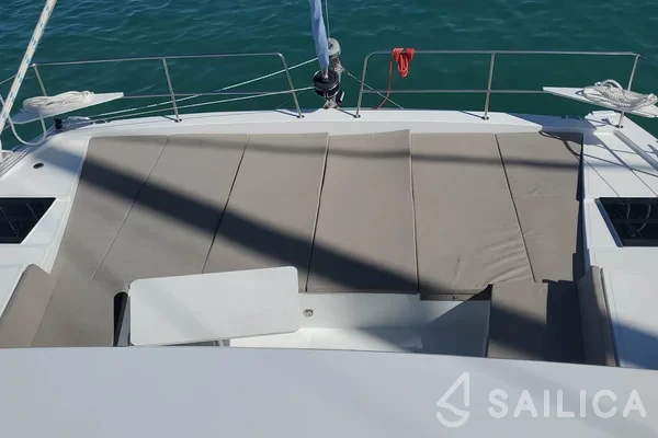 Bali 4.4 - Yacht Charter Sailica