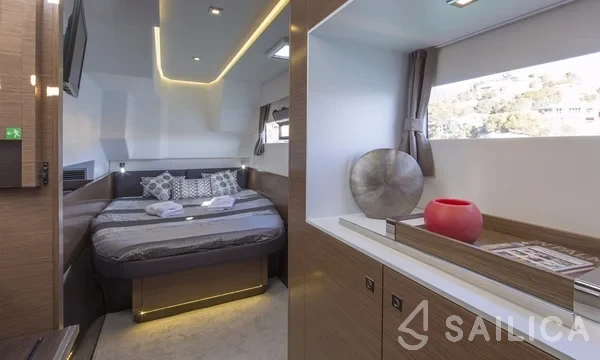 MY 37 - Yacht Charter Sailica