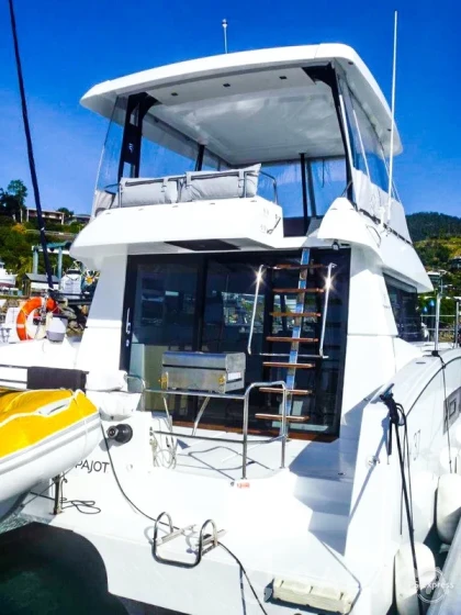 MY 37 - Yacht Charter Sailica