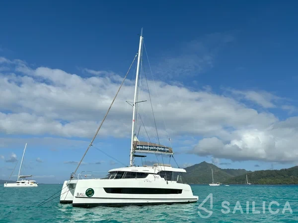 Bali Catspace - Yacht Charter Sailica