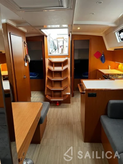 Bavaria C42 - Yacht Charter Sailica