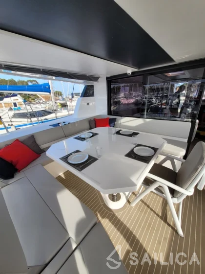 Leopard 50 - Yacht Charter Sailica