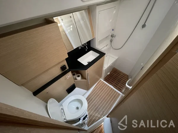 Hanse 460 - Yacht Charter Sailica