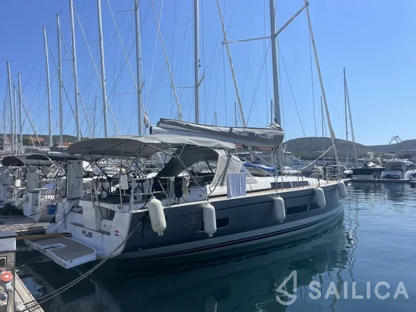 Hanse 460 - Yacht Charter Sailica