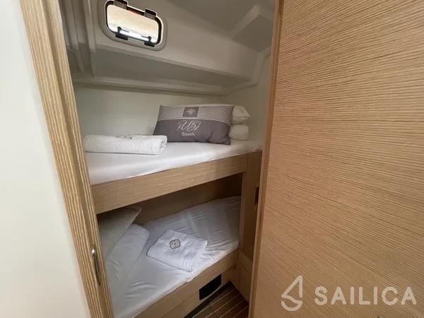 Hanse 460 - Yacht Charter Sailica