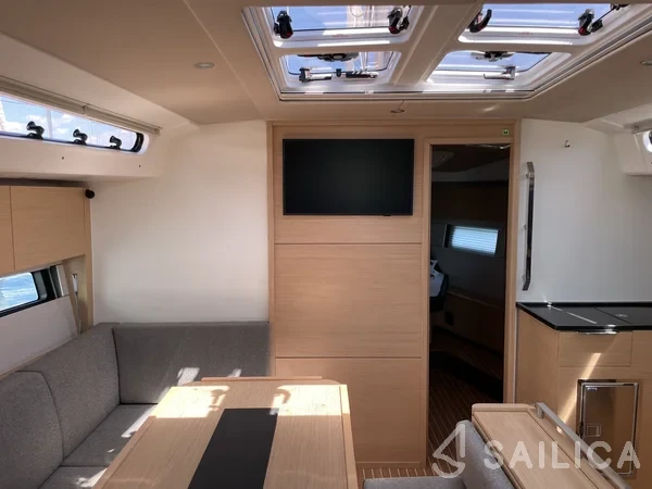 Hanse 460 - Yacht Charter Sailica