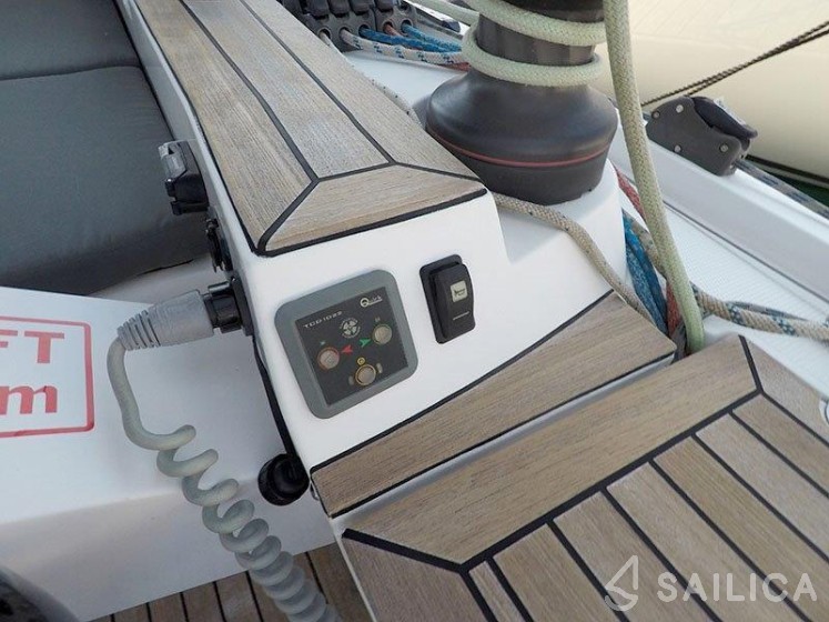 Elan GT5 - Yacht Charter Sailica