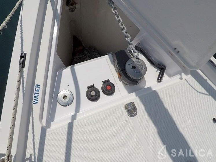 Elan GT5 - Yacht Charter Sailica