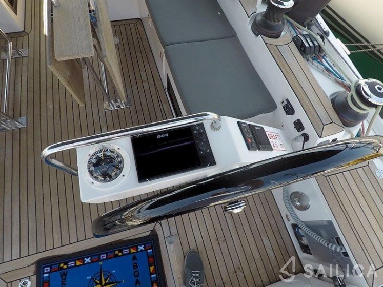 Elan GT5 - Yacht Charter Sailica