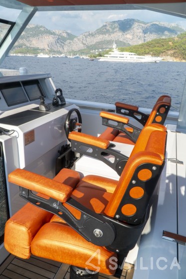 Mazu 42 WA - Yacht Charter Sailica