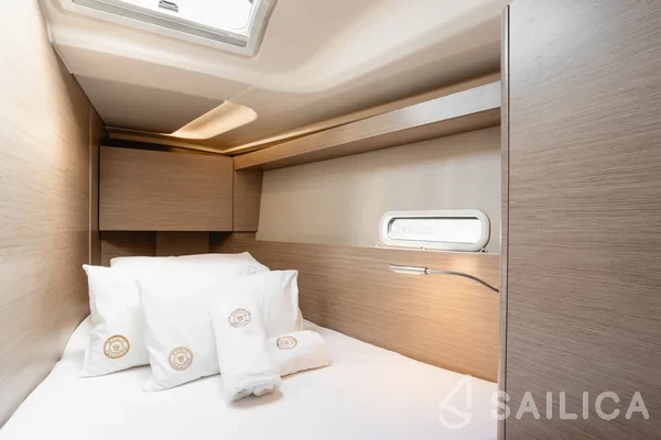 Hanse 458 - Yacht Charter Sailica