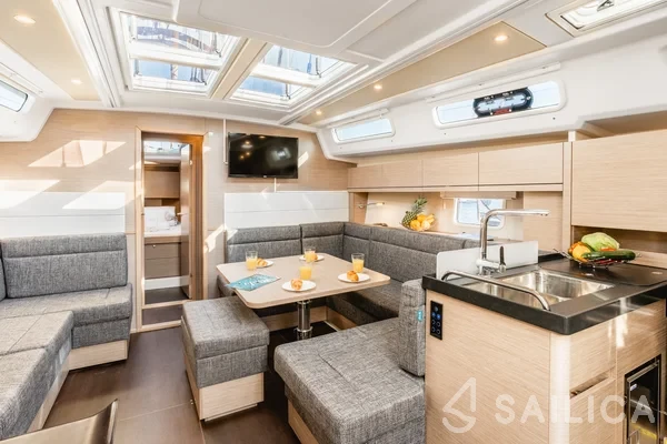 Hanse 458 - Yacht Charter Sailica