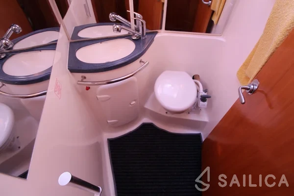 Bavaria 50 Cruiser - Yacht Charter Sailica