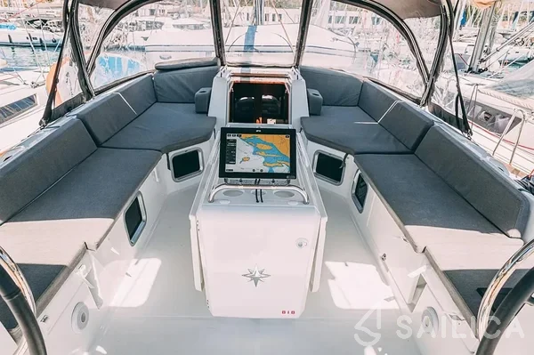 Jeanneau 54 - Yacht Charter Sailica