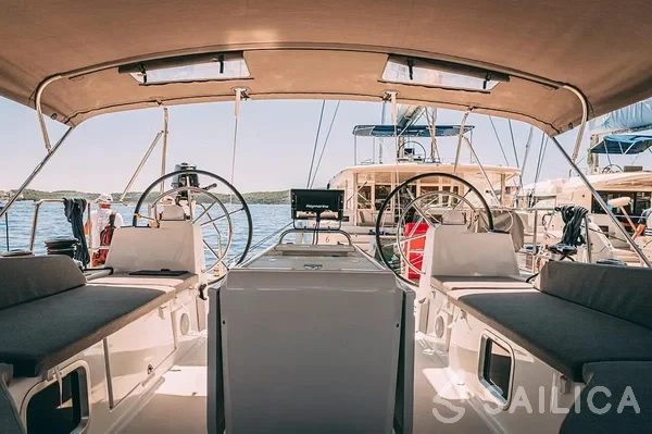 Jeanneau 54 - Yacht Charter Sailica