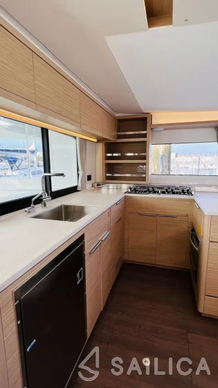 Lagoon 46  - Yacht Charter Sailica