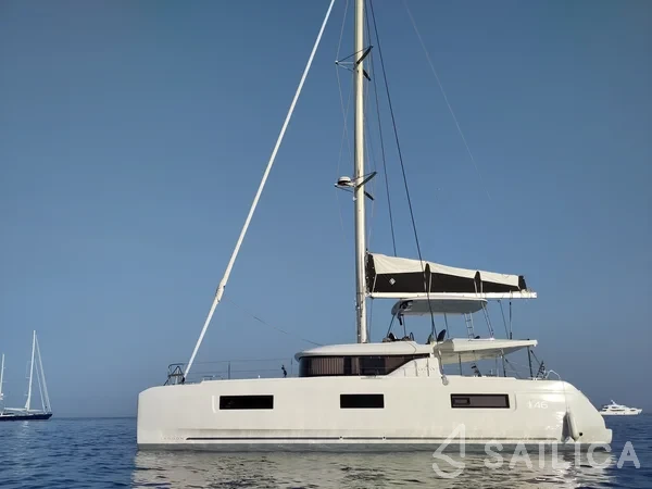 Lagoon 46  - Yacht Charter Sailica