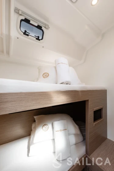Hanse 460 - Yacht Charter Sailica