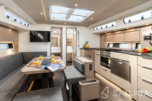 Hanse 460 - Yacht Charter Sailica