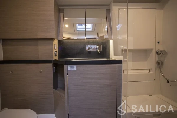 Hanse 460 - Yacht Charter Sailica