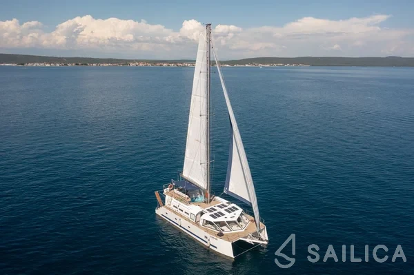 Catamaran - Yacht Charter Sailica