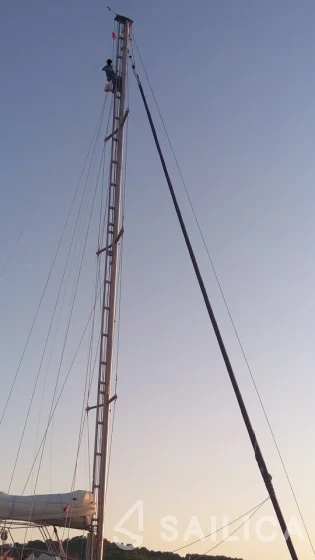 Catamaran - Yacht Charter Sailica