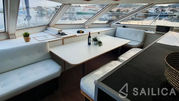 Catamaran - Yacht Charter Sailica