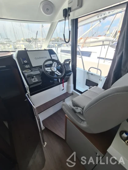Antares 11 Fly OB - Yacht Charter Sailica