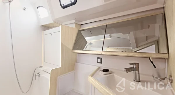 Oceanis 46.1 - Yacht Charter Sailica