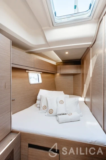 Hanse 508 - Yacht Charter Sailica