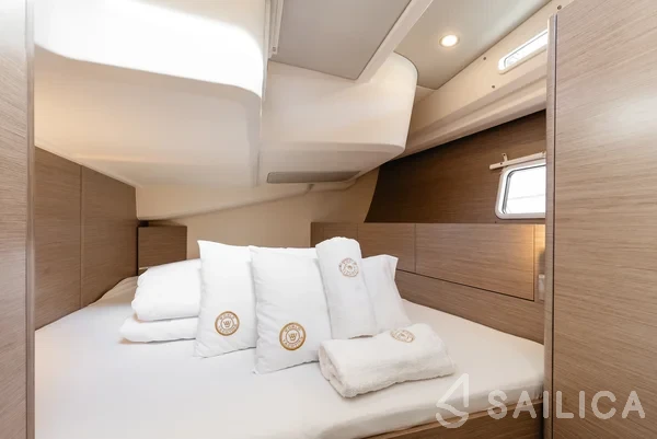 Hanse 508 - Yacht Charter Sailica
