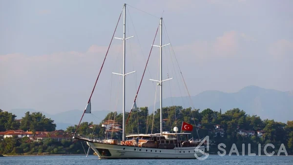 Gulet - Yacht Charter Sailica