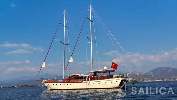 Gulet - Yacht Charter Sailica