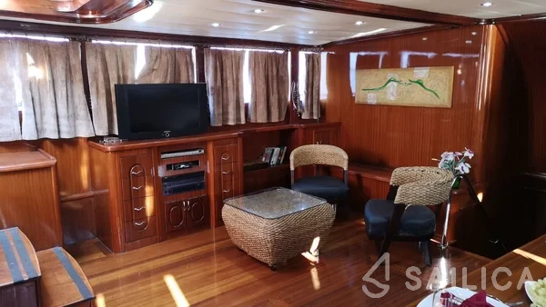 Gulet - Yacht Charter Sailica